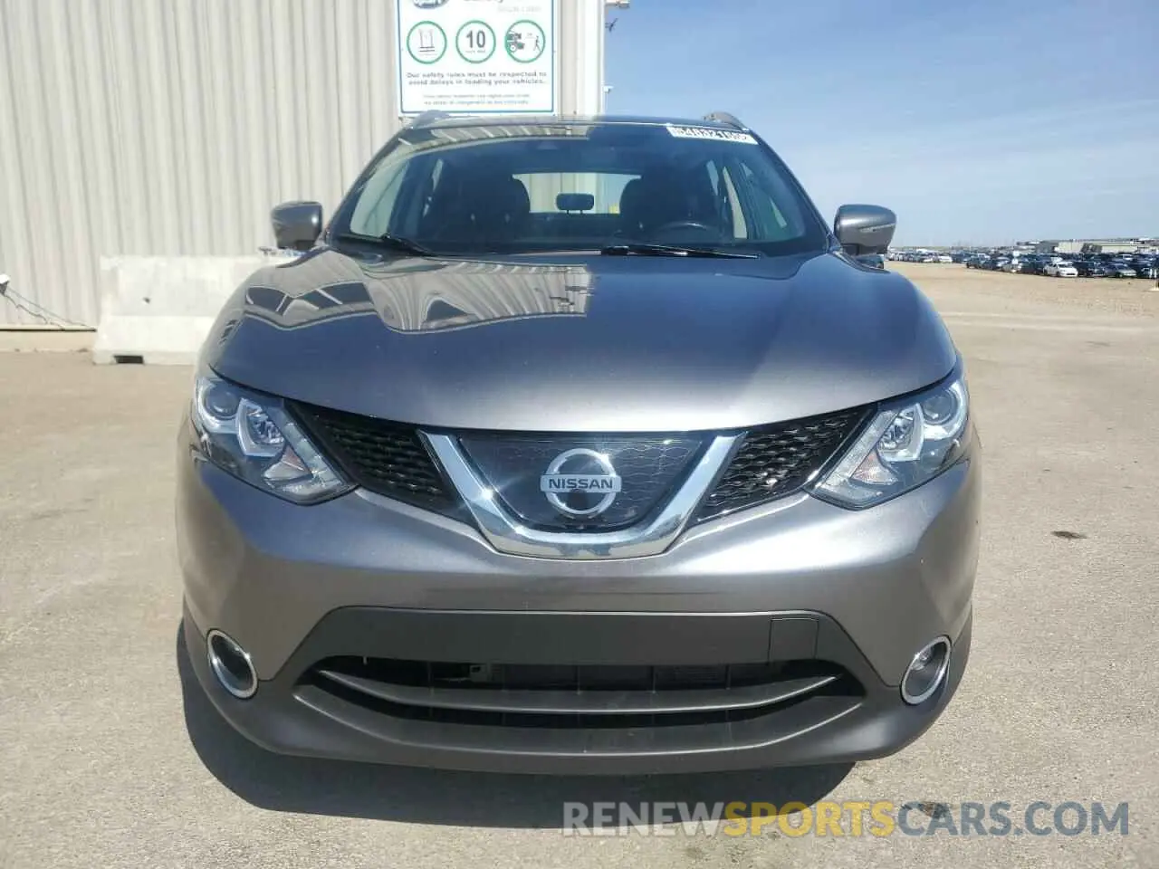 5 Photograph of a damaged car JN1BJ1CR1KW329623 NISSAN ROGUE 2019