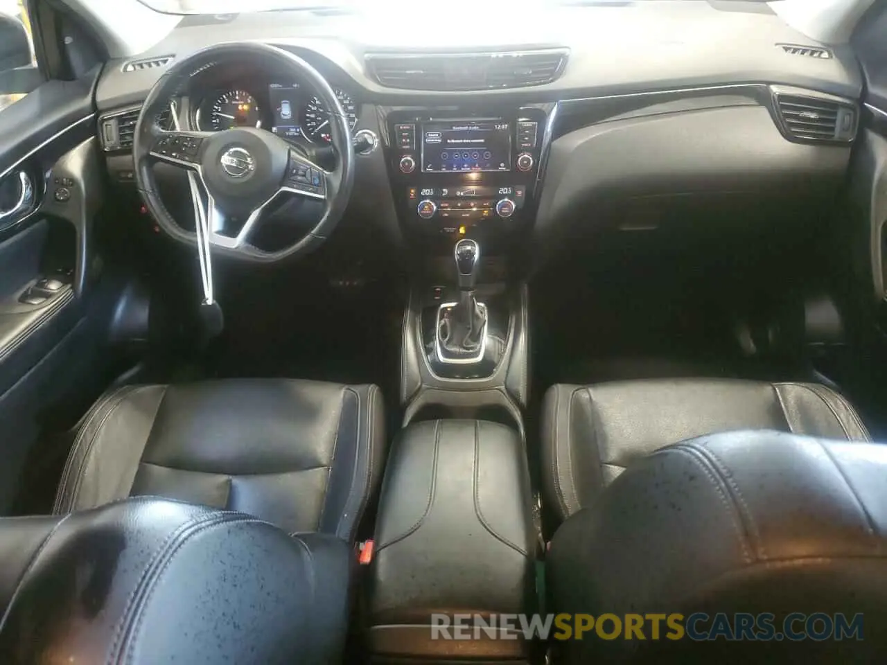 8 Photograph of a damaged car JN1BJ1CR1KW329623 NISSAN ROGUE 2019