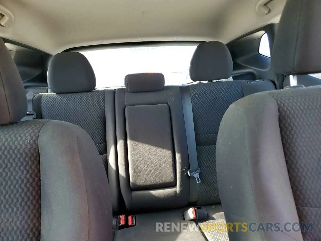 10 Photograph of a damaged car JN1BJ1CR1KW334451 NISSAN ROGUE 2019