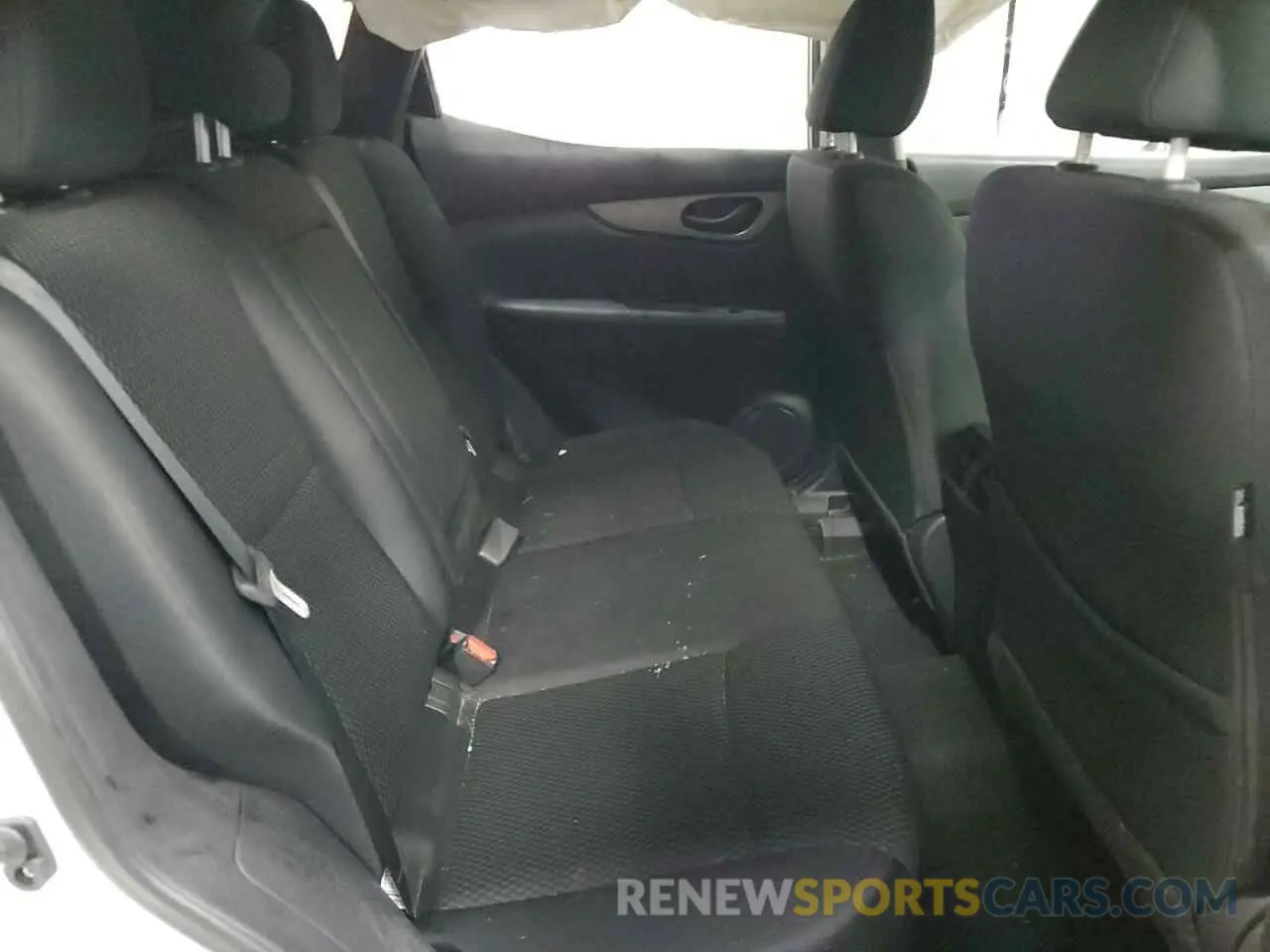 11 Photograph of a damaged car JN1BJ1CR1KW335471 NISSAN ROGUE 2019