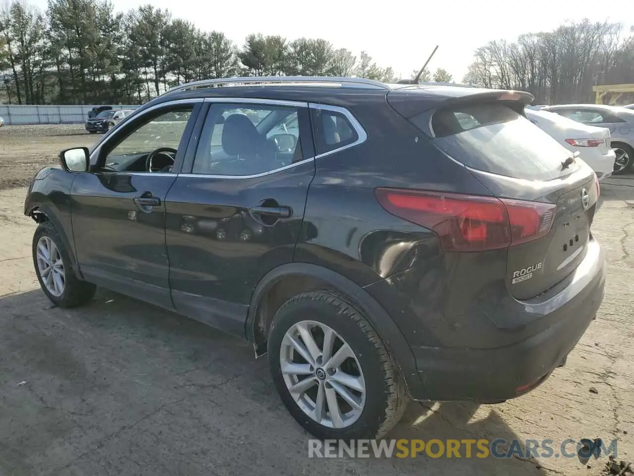 2 Photograph of a damaged car JN1BJ1CR1KW346907 NISSAN ROGUE 2019
