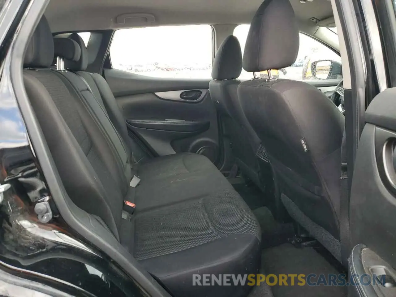 10 Photograph of a damaged car JN1BJ1CR1KW350536 NISSAN ROGUE 2019