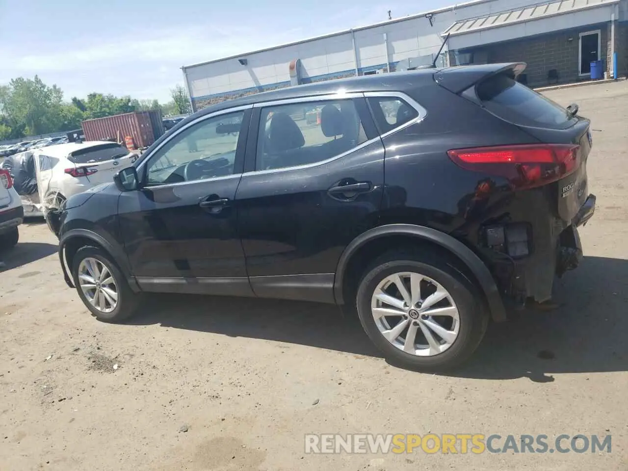 2 Photograph of a damaged car JN1BJ1CR1KW626620 NISSAN ROGUE 2019