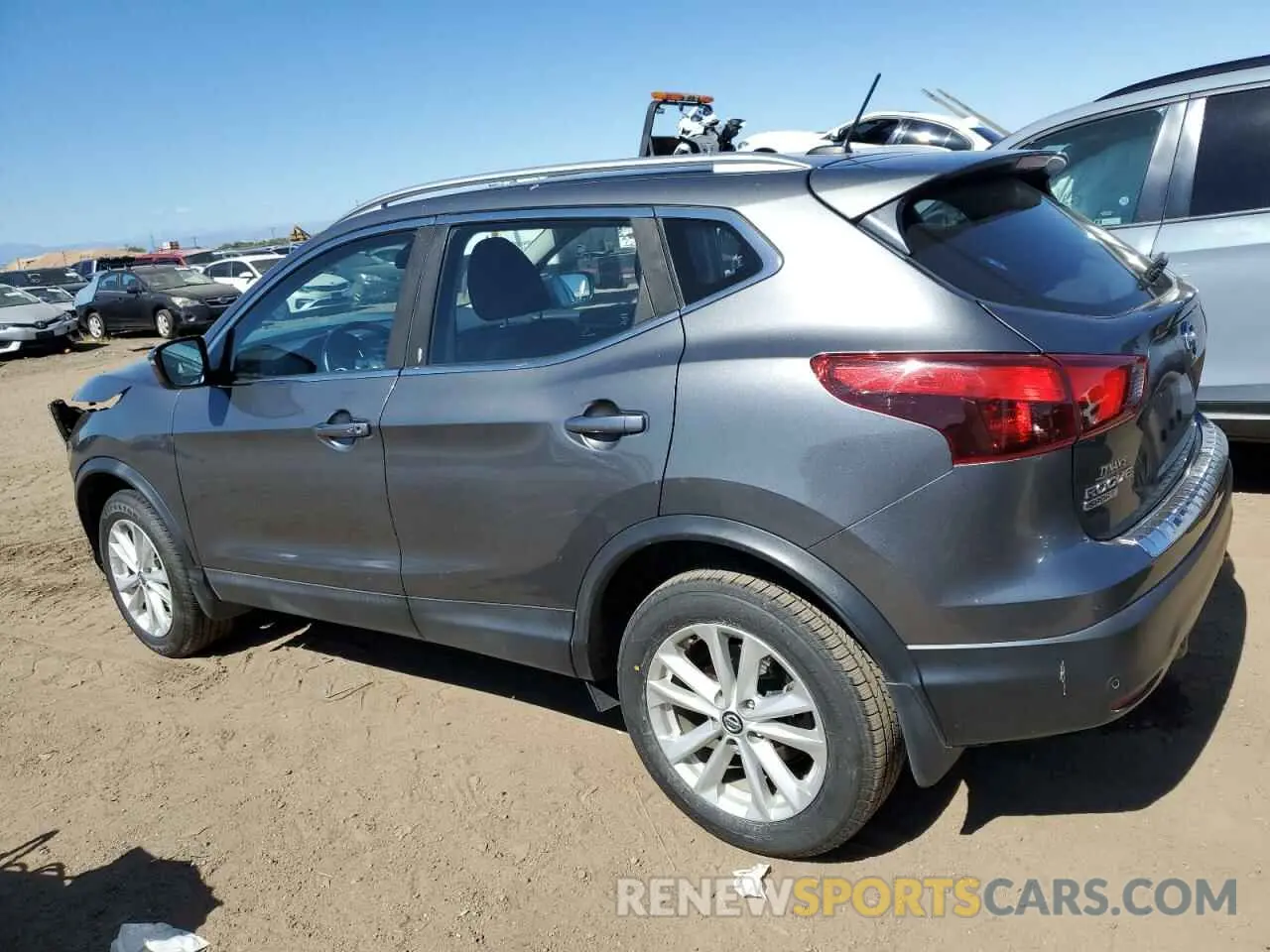 2 Photograph of a damaged car JN1BJ1CR2KW318632 NISSAN ROGUE 2019