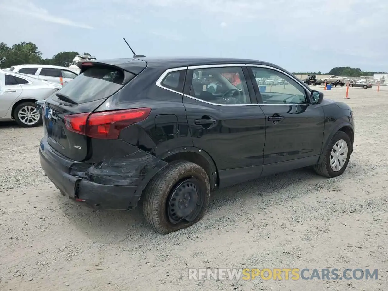 3 Photograph of a damaged car JN1BJ1CR2KW336872 NISSAN ROGUE 2019