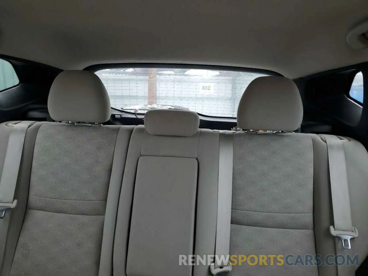 10 Photograph of a damaged car JN1BJ1CR2KW351307 NISSAN ROGUE 2019