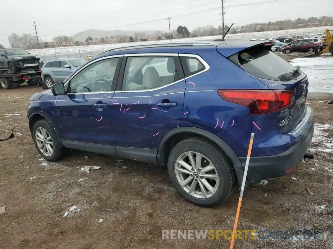 2 Photograph of a damaged car JN1BJ1CR2KW351307 NISSAN ROGUE 2019