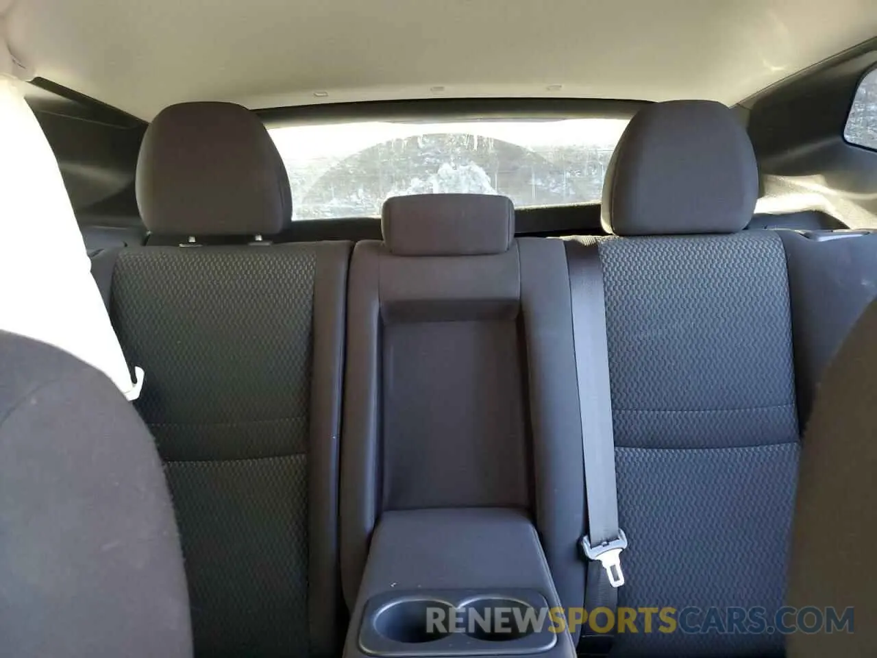 10 Photograph of a damaged car JN1BJ1CR2KW626884 NISSAN ROGUE 2019