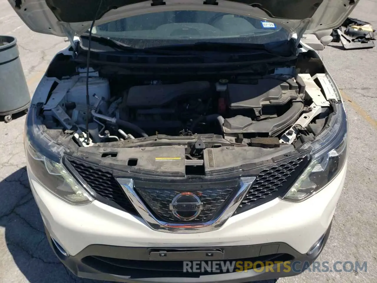 12 Photograph of a damaged car JN1BJ1CR3KW315612 NISSAN ROGUE 2019
