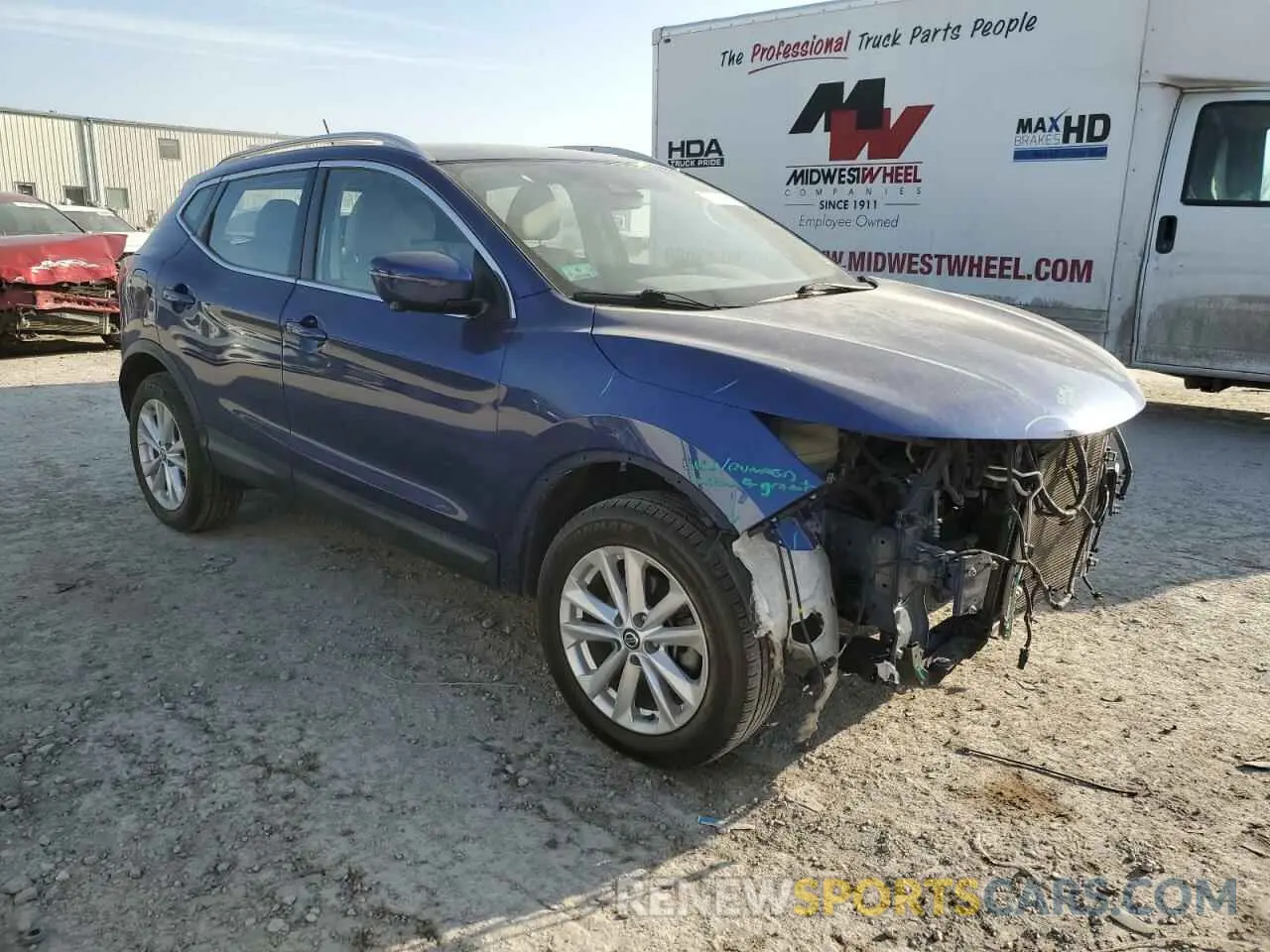 4 Photograph of a damaged car JN1BJ1CR3KW323905 NISSAN ROGUE 2019