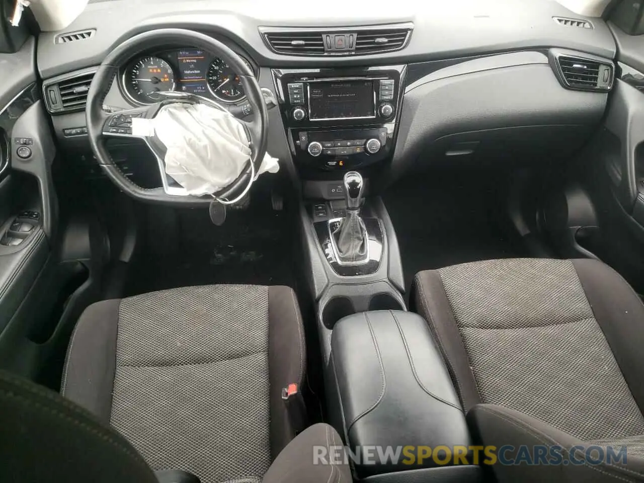 8 Photograph of a damaged car JN1BJ1CR3KW332832 NISSAN ROGUE 2019