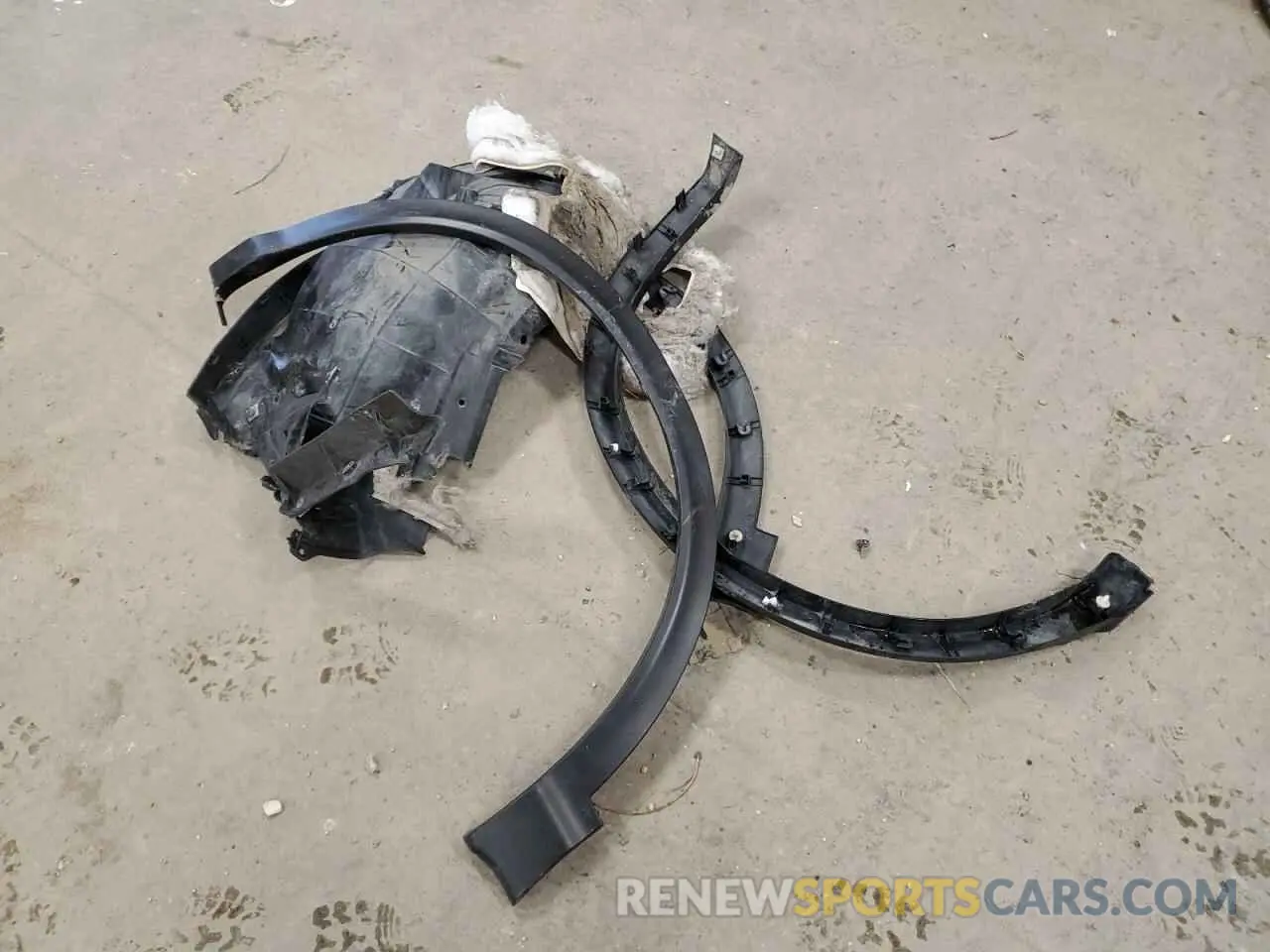 12 Photograph of a damaged car JN1BJ1CR3KW333320 NISSAN ROGUE 2019