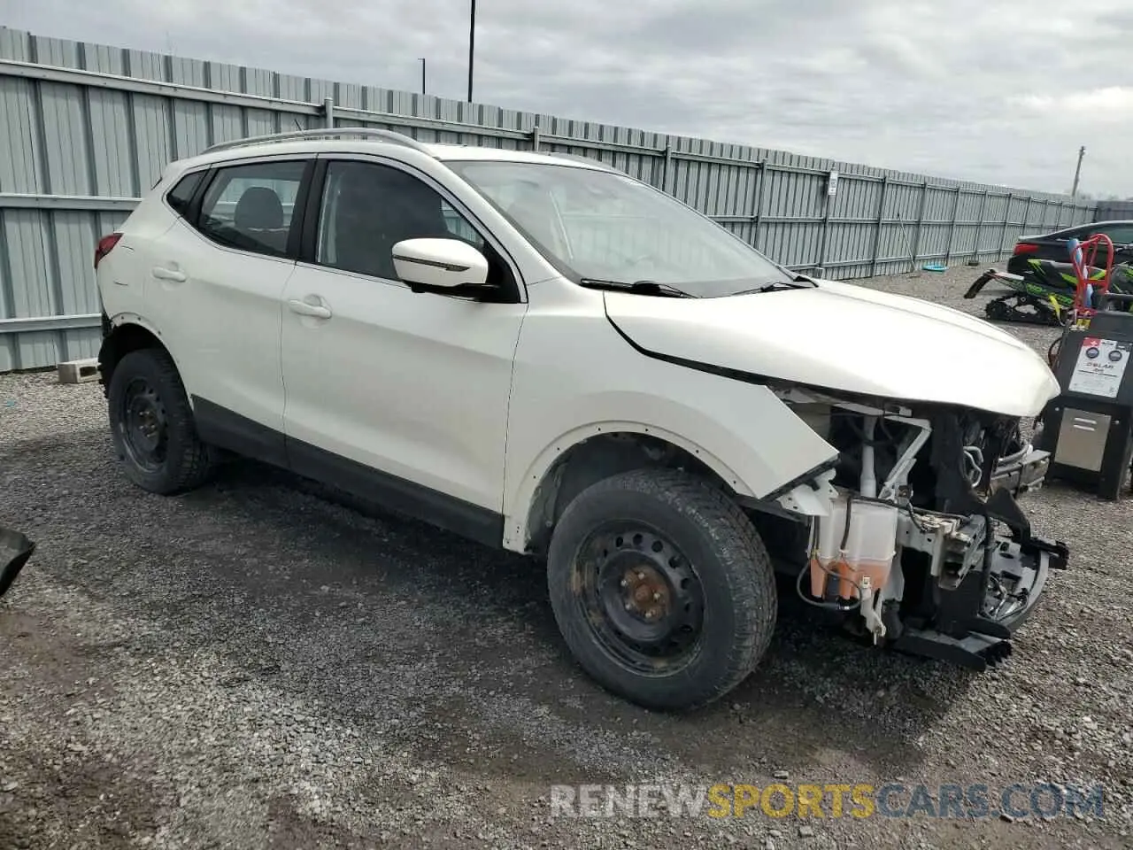 4 Photograph of a damaged car JN1BJ1CR3KW336394 NISSAN ROGUE 2019