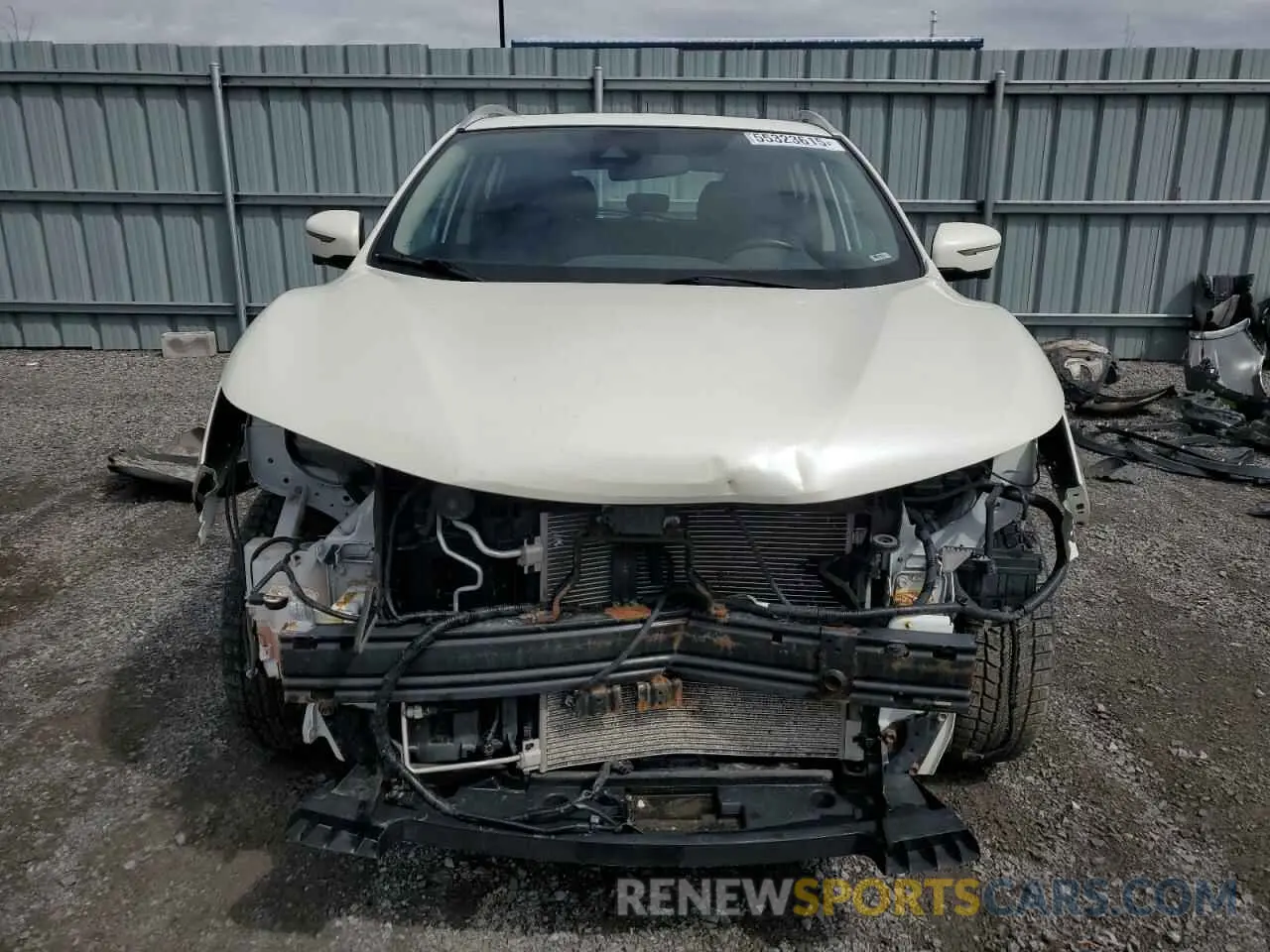 5 Photograph of a damaged car JN1BJ1CR3KW336394 NISSAN ROGUE 2019