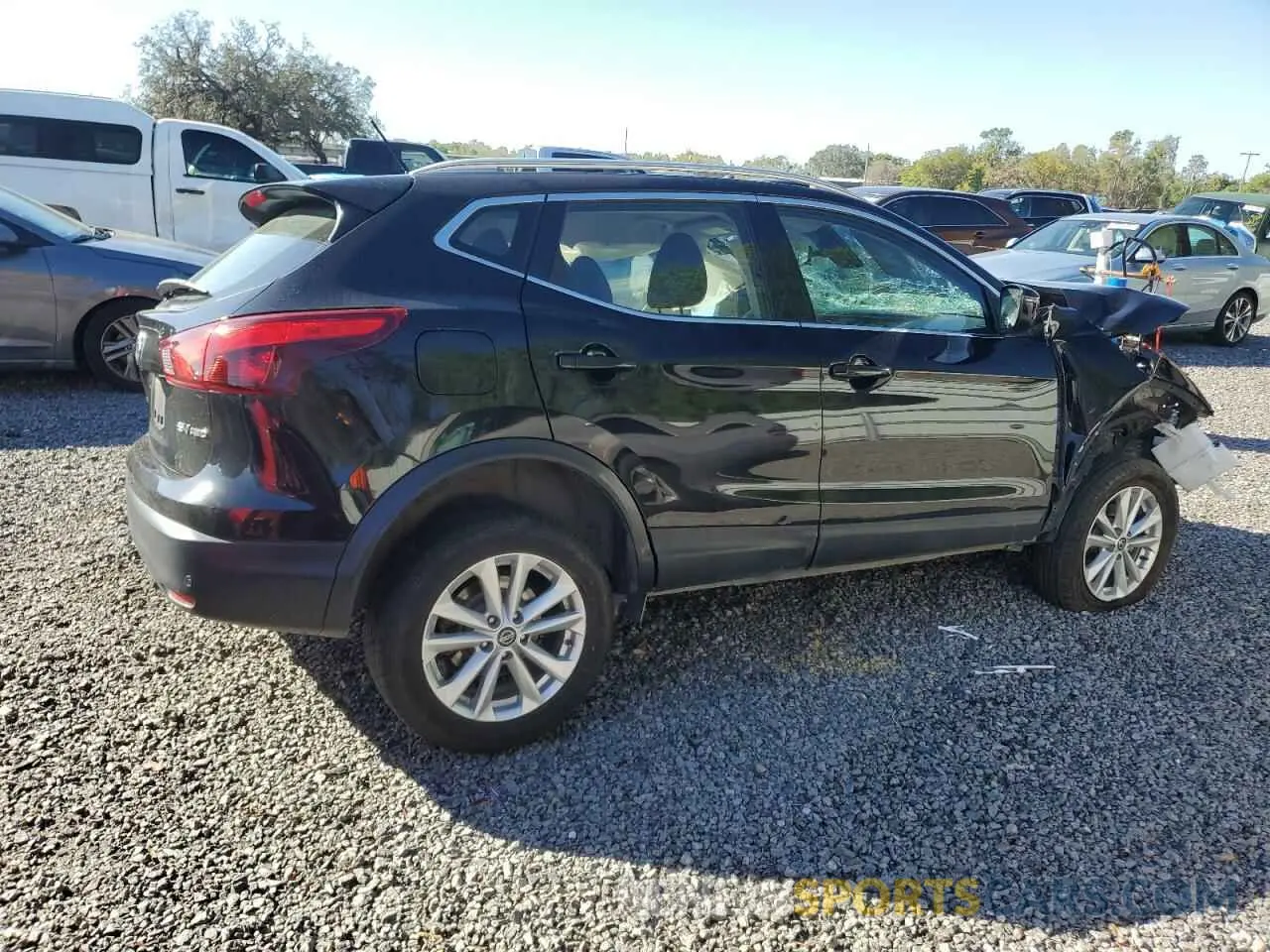 3 Photograph of a damaged car JN1BJ1CR3KW344351 NISSAN ROGUE 2019