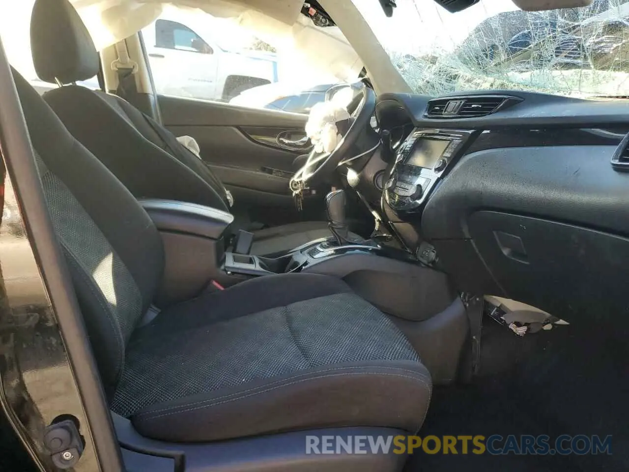 7 Photograph of a damaged car JN1BJ1CR3KW344351 NISSAN ROGUE 2019