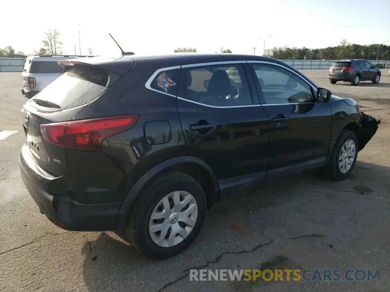 3 Photograph of a damaged car JN1BJ1CR3KW344981 NISSAN ROGUE 2019