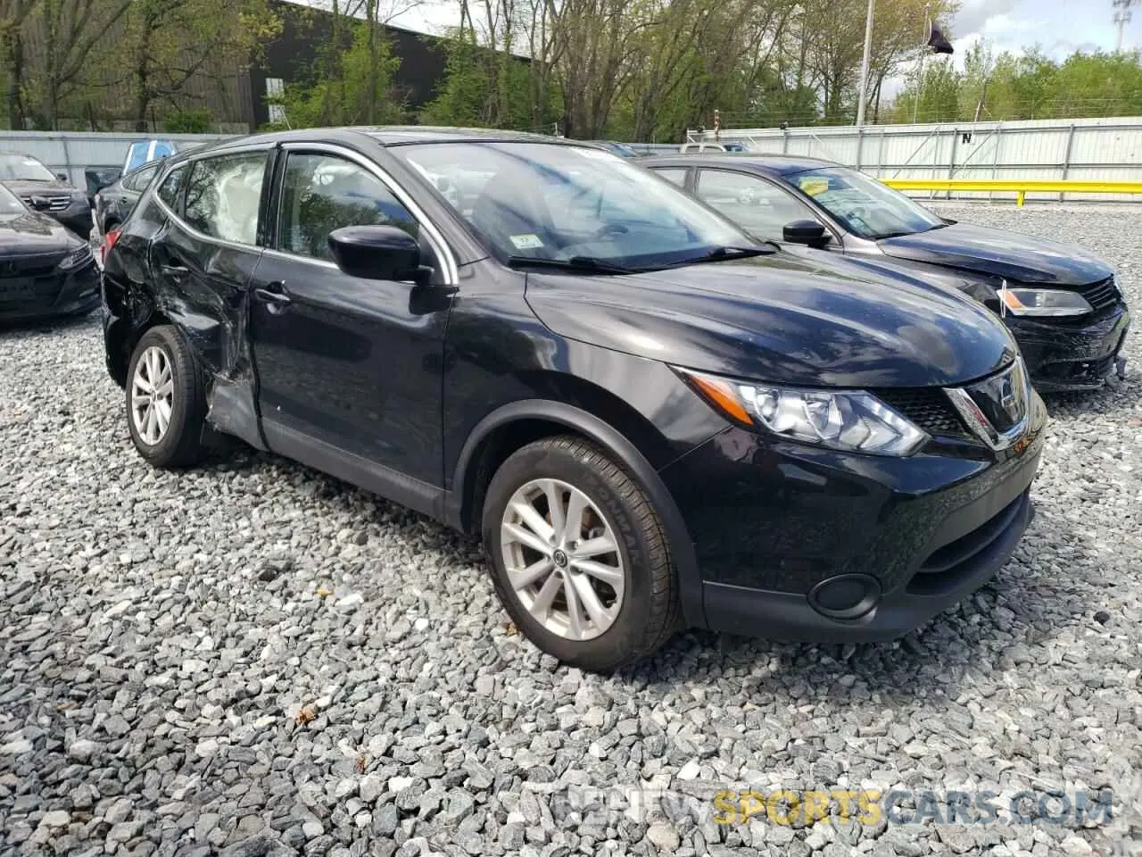 4 Photograph of a damaged car JN1BJ1CR3KW624710 NISSAN ROGUE 2019