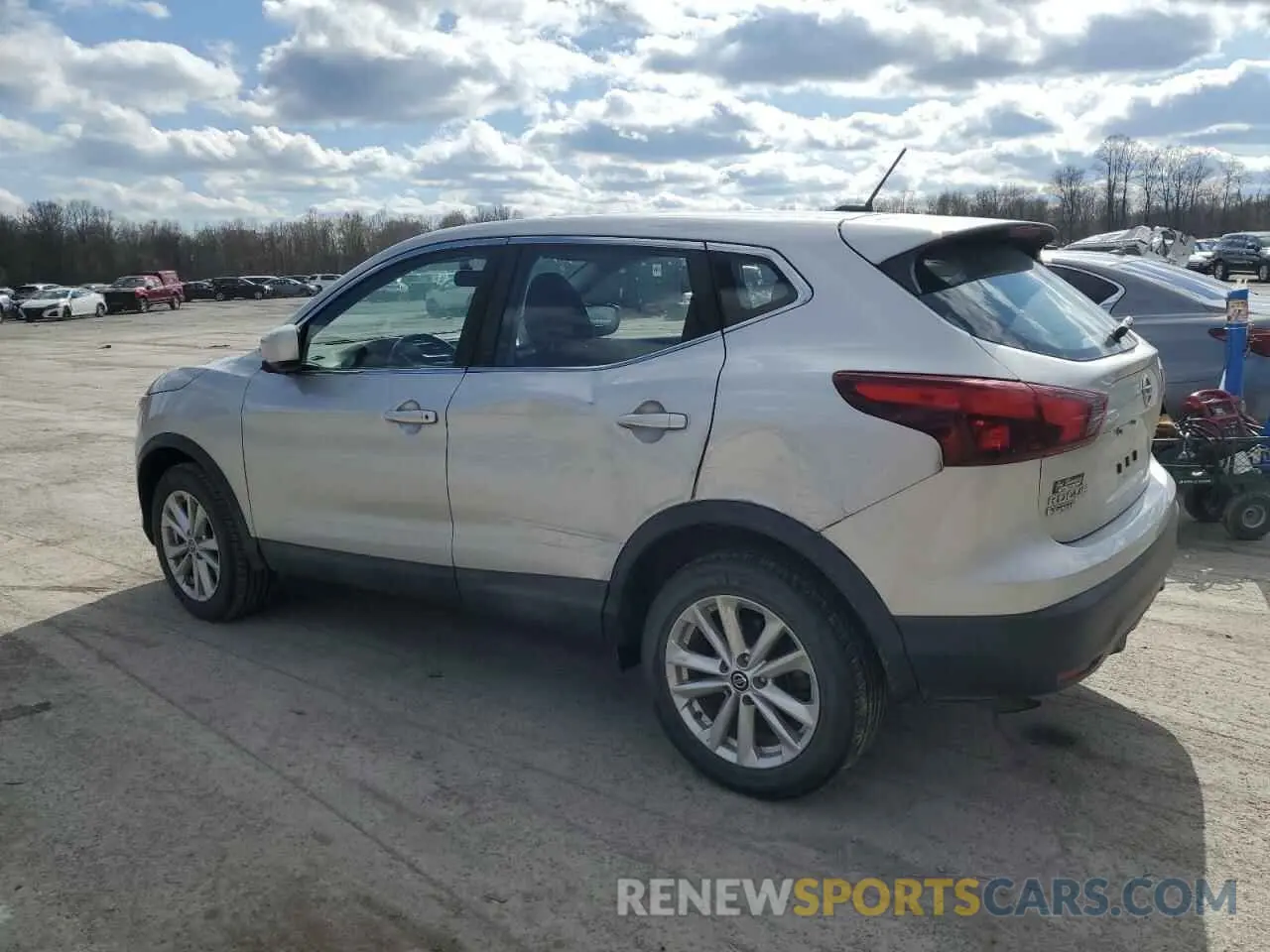 2 Photograph of a damaged car JN1BJ1CR3KW626697 NISSAN ROGUE 2019