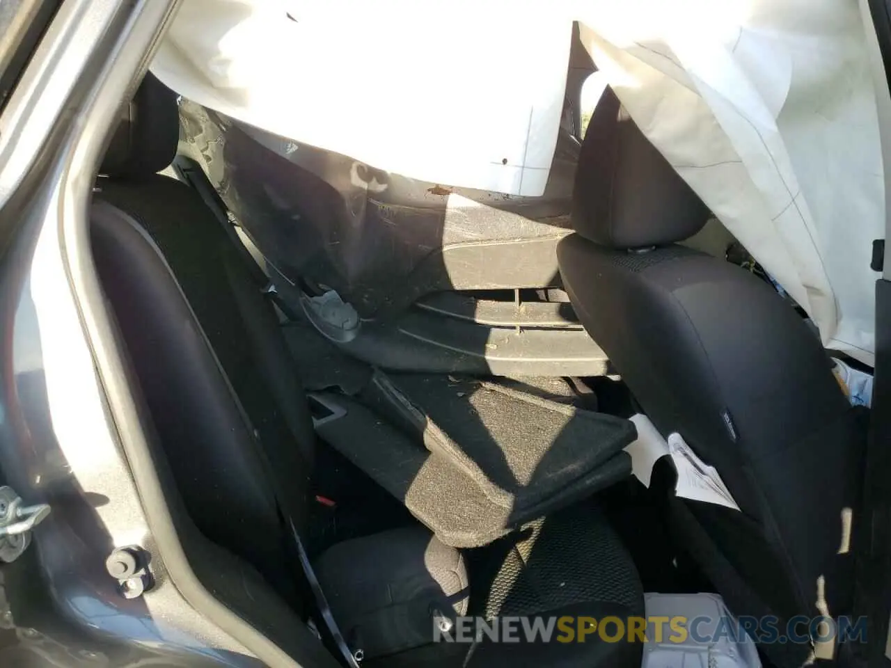 10 Photograph of a damaged car JN1BJ1CR3KW630829 NISSAN ROGUE 2019