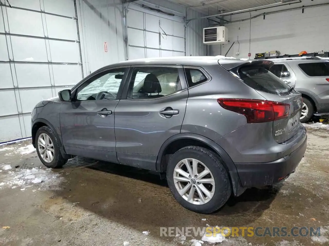 2 Photograph of a damaged car JN1BJ1CR4KW352782 NISSAN ROGUE 2019