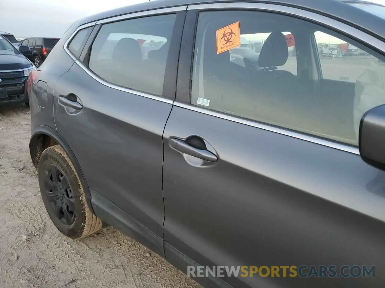 11 Photograph of a damaged car JN1BJ1CR4KW620374 NISSAN ROGUE 2019