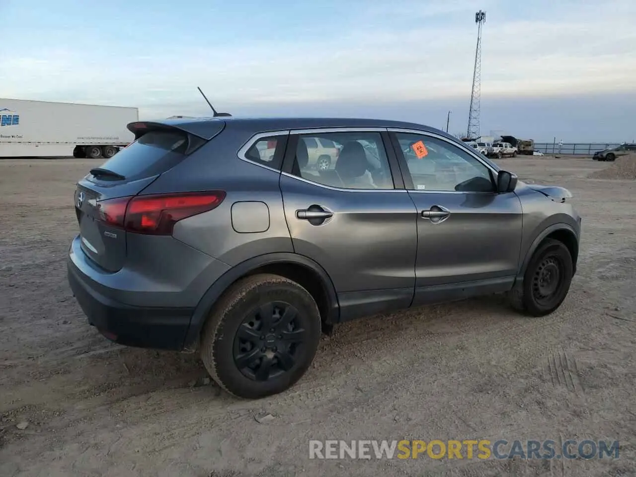 3 Photograph of a damaged car JN1BJ1CR4KW620374 NISSAN ROGUE 2019