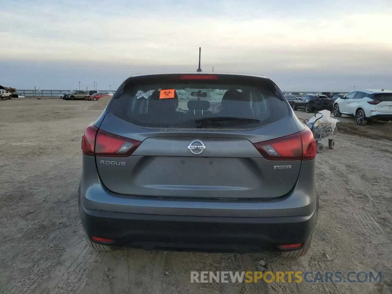6 Photograph of a damaged car JN1BJ1CR4KW620374 NISSAN ROGUE 2019