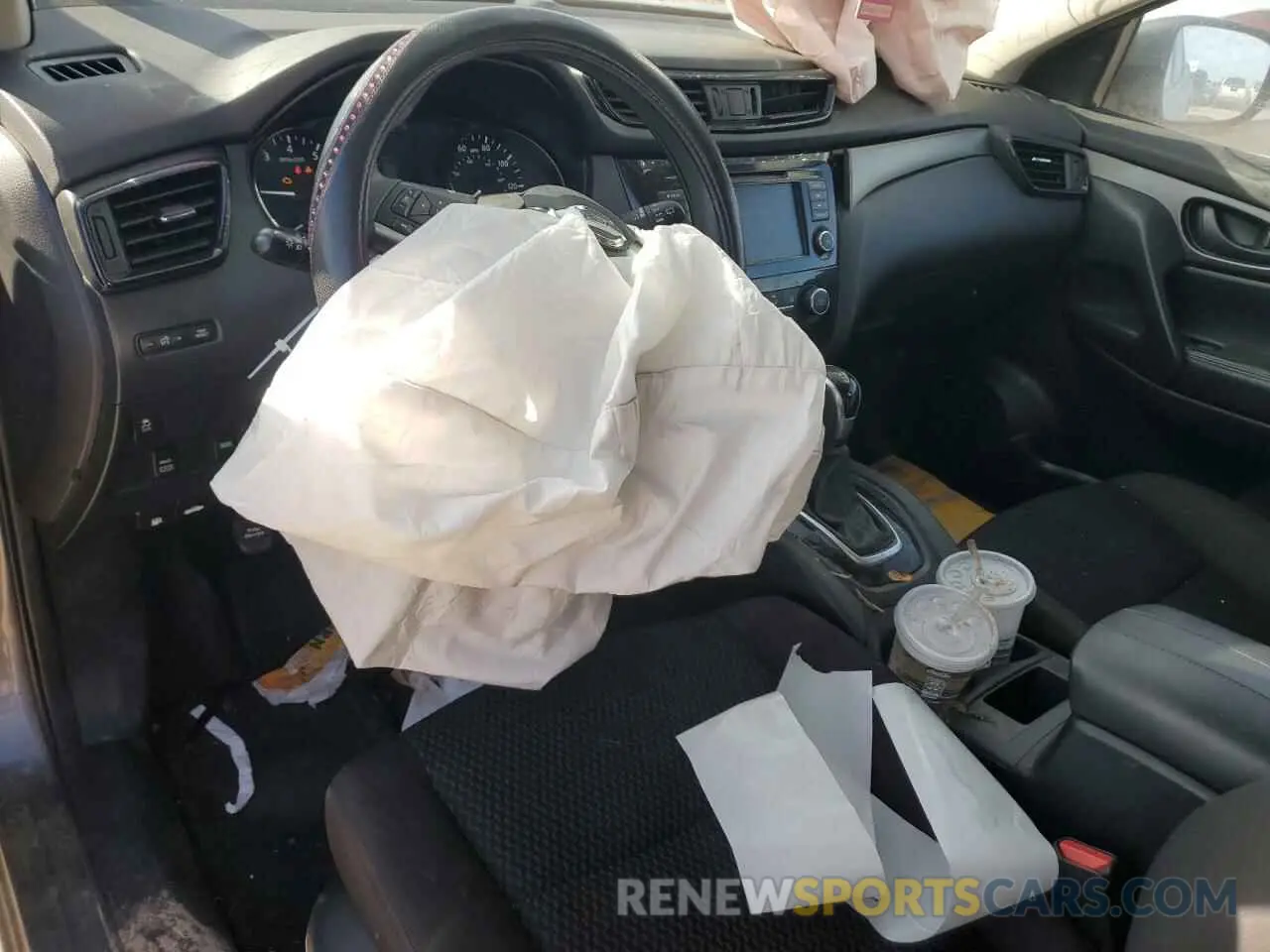 8 Photograph of a damaged car JN1BJ1CR4KW620374 NISSAN ROGUE 2019