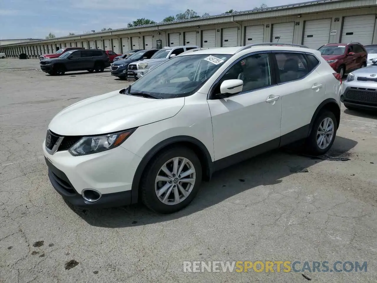1 Photograph of a damaged car JN1BJ1CR4KW620519 NISSAN ROGUE 2019