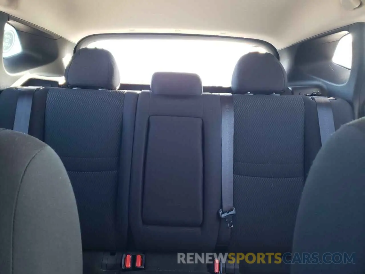 10 Photograph of a damaged car JN1BJ1CR4KW623095 NISSAN ROGUE 2019
