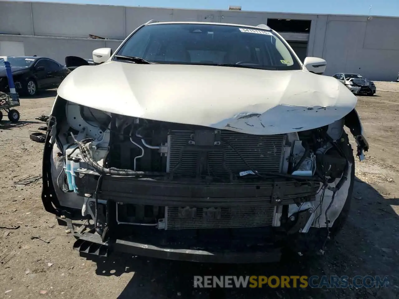 5 Photograph of a damaged car JN1BJ1CR4KW625297 NISSAN ROGUE 2019