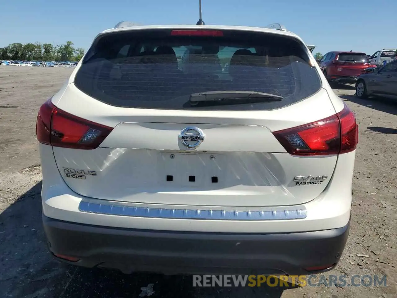 6 Photograph of a damaged car JN1BJ1CR4KW625297 NISSAN ROGUE 2019