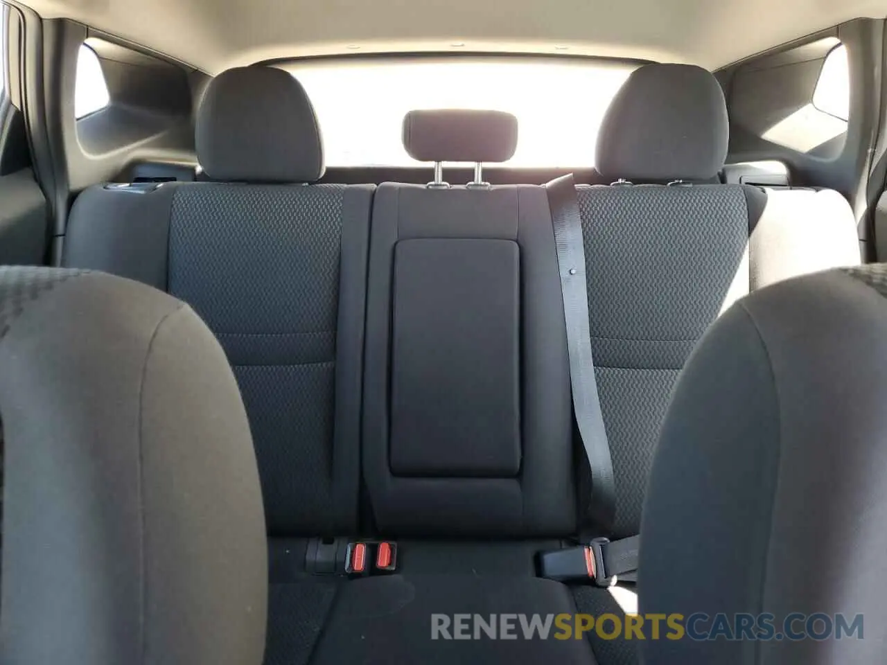 10 Photograph of a damaged car JN1BJ1CR4KW628992 NISSAN ROGUE 2019