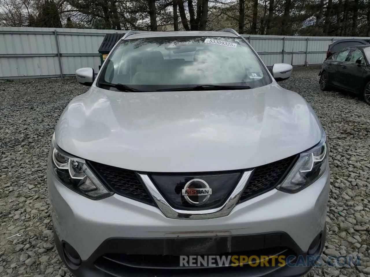 5 Photograph of a damaged car JN1BJ1CR5KW322299 NISSAN ROGUE 2019