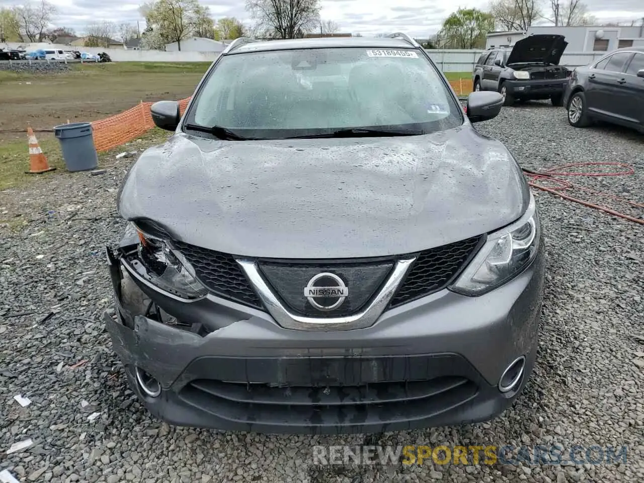5 Photograph of a damaged car JN1BJ1CR5KW324683 NISSAN ROGUE 2019