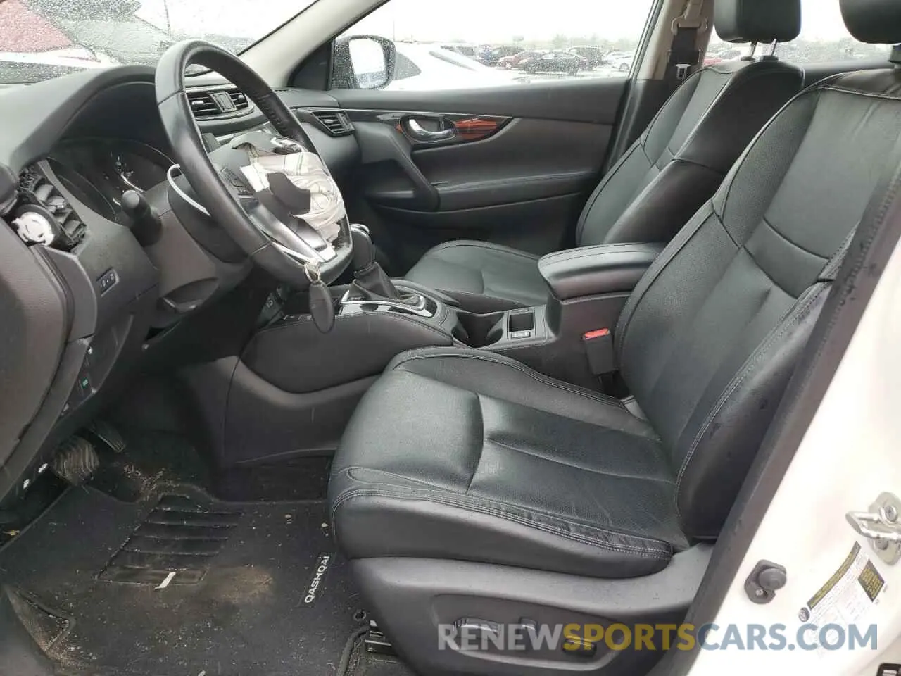 7 Photograph of a damaged car JN1BJ1CR5KW324800 NISSAN ROGUE 2019