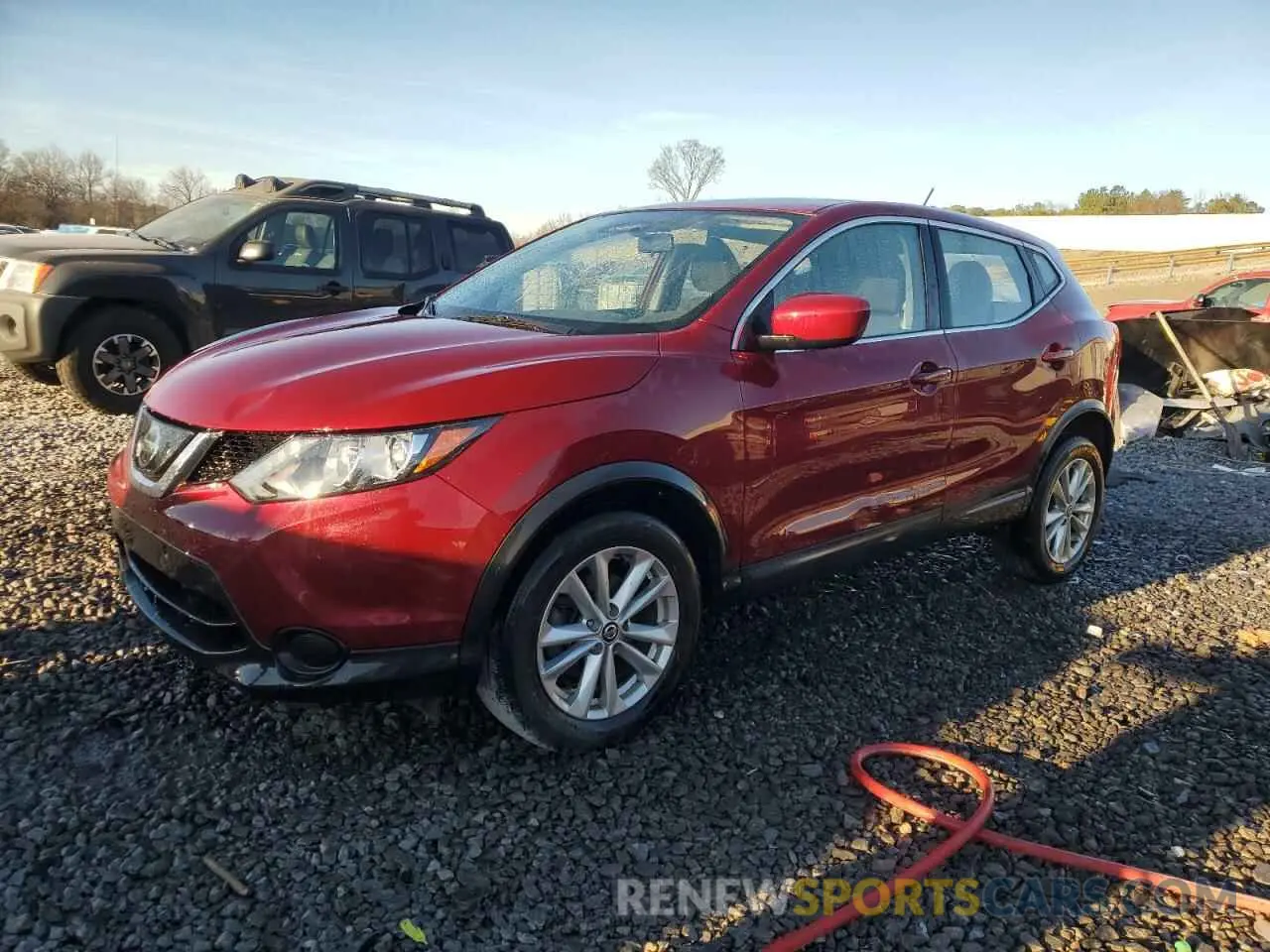 1 Photograph of a damaged car JN1BJ1CR5KW327616 NISSAN ROGUE 2019