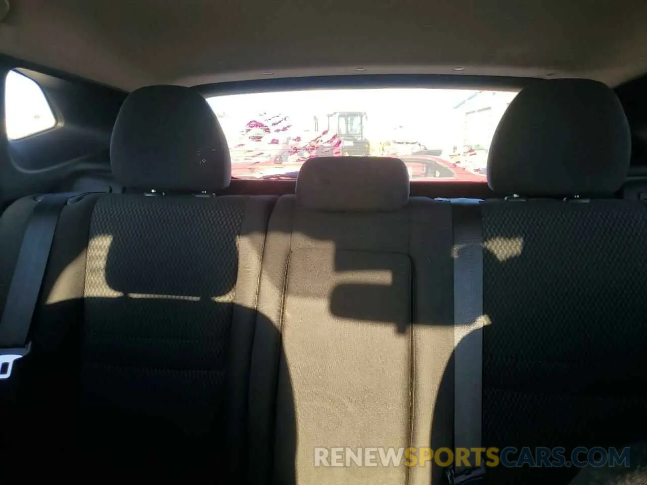 10 Photograph of a damaged car JN1BJ1CR5KW327616 NISSAN ROGUE 2019