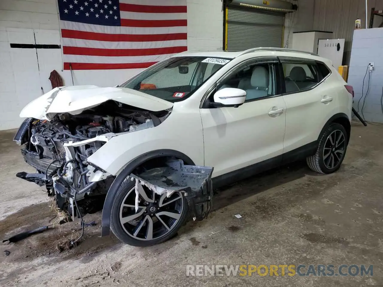 1 Photograph of a damaged car JN1BJ1CR5KW333111 NISSAN ROGUE 2019