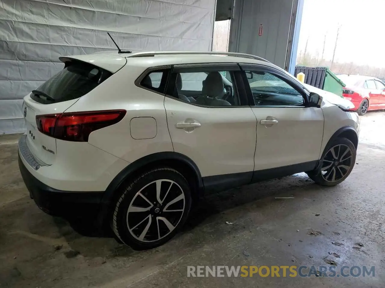 3 Photograph of a damaged car JN1BJ1CR5KW333111 NISSAN ROGUE 2019