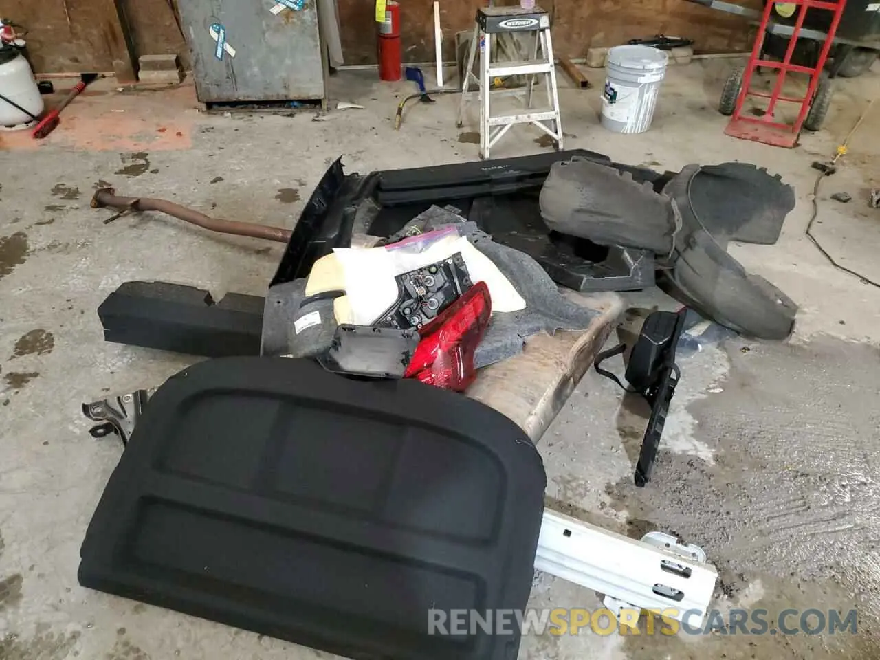 13 Photograph of a damaged car JN1BJ1CR6KW324319 NISSAN ROGUE 2019