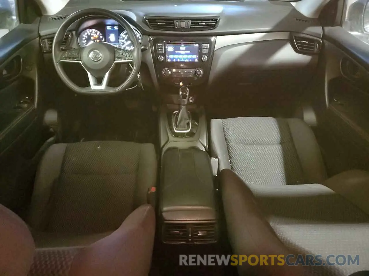 8 Photograph of a damaged car JN1BJ1CR6KW324515 NISSAN ROGUE 2019