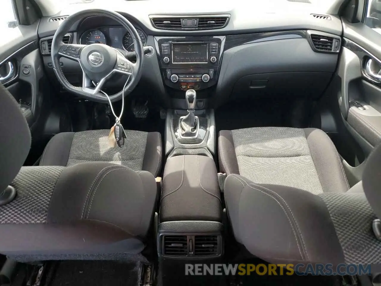8 Photograph of a damaged car JN1BJ1CR6KW329214 NISSAN ROGUE 2019