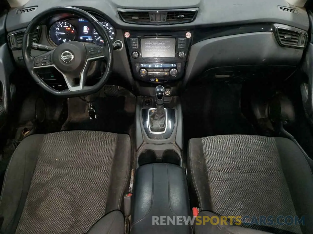 8 Photograph of a damaged car JN1BJ1CR6KW332386 NISSAN ROGUE 2019
