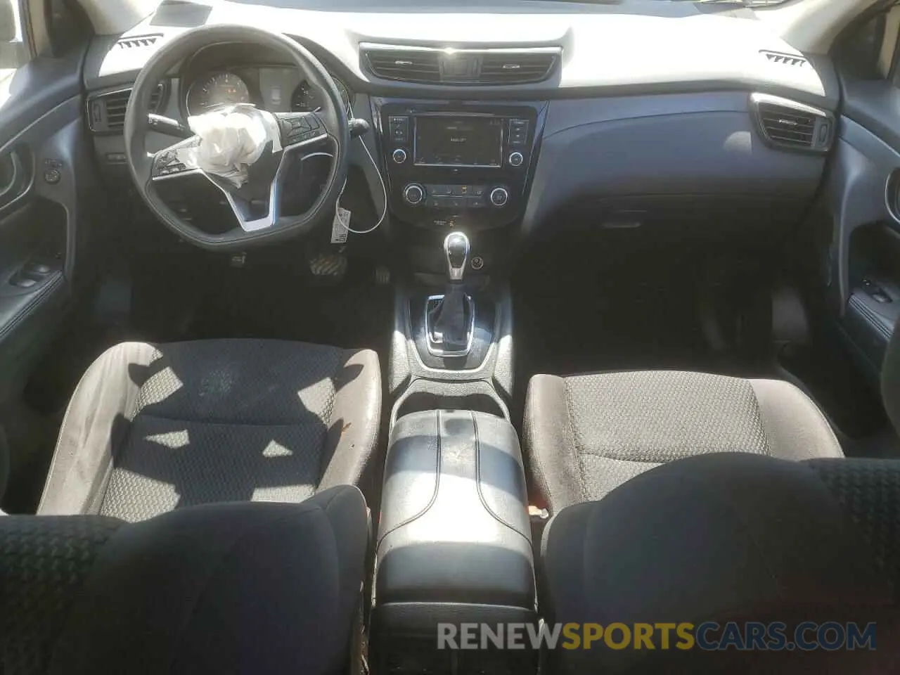 8 Photograph of a damaged car JN1BJ1CR6KW336597 NISSAN ROGUE 2019
