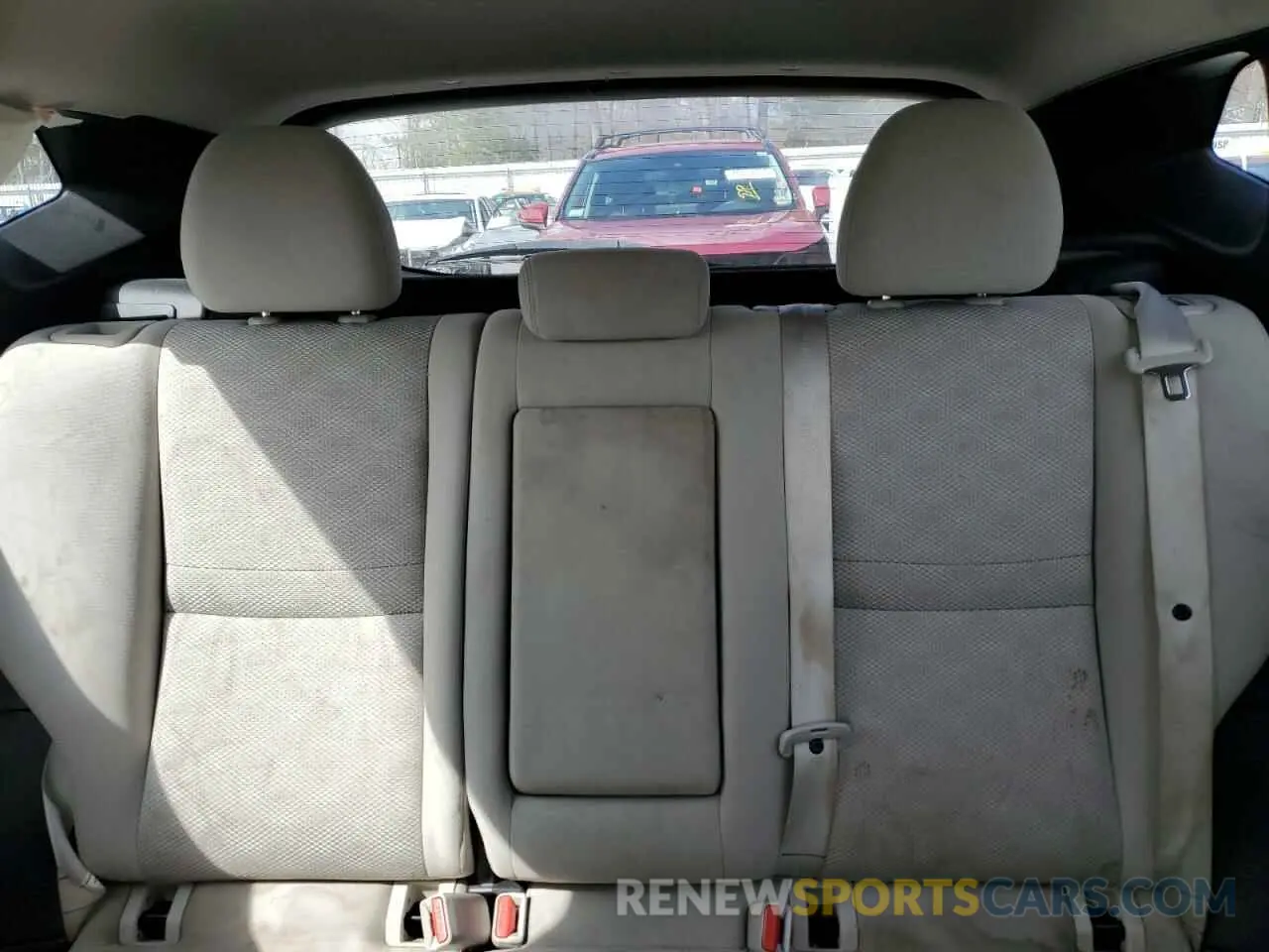 10 Photograph of a damaged car JN1BJ1CR6KW337846 NISSAN ROGUE 2019