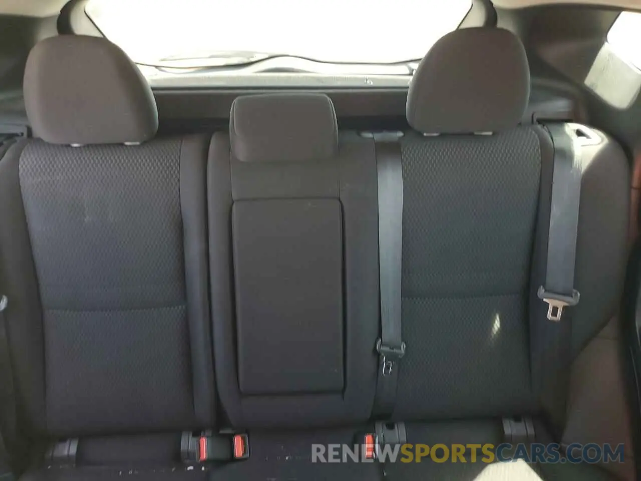 10 Photograph of a damaged car JN1BJ1CR6KW347597 NISSAN ROGUE 2019
