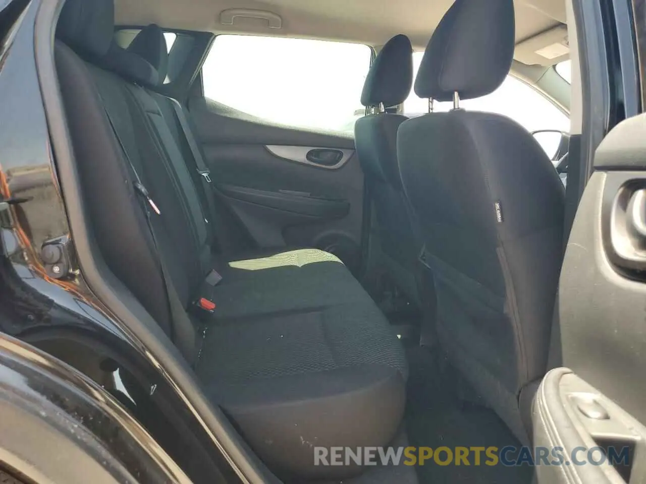 11 Photograph of a damaged car JN1BJ1CR6KW347597 NISSAN ROGUE 2019