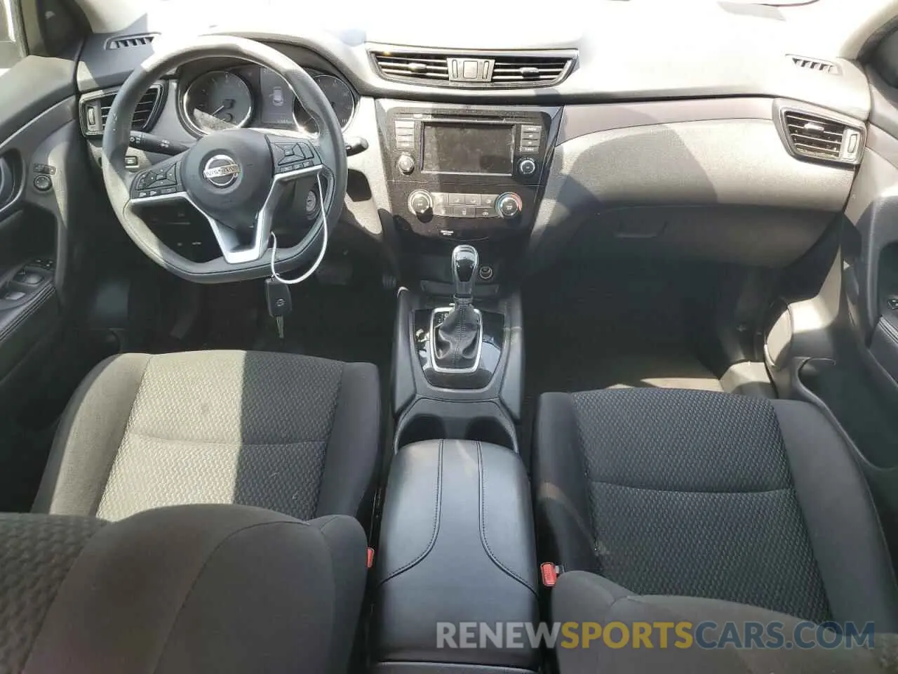 8 Photograph of a damaged car JN1BJ1CR6KW347597 NISSAN ROGUE 2019